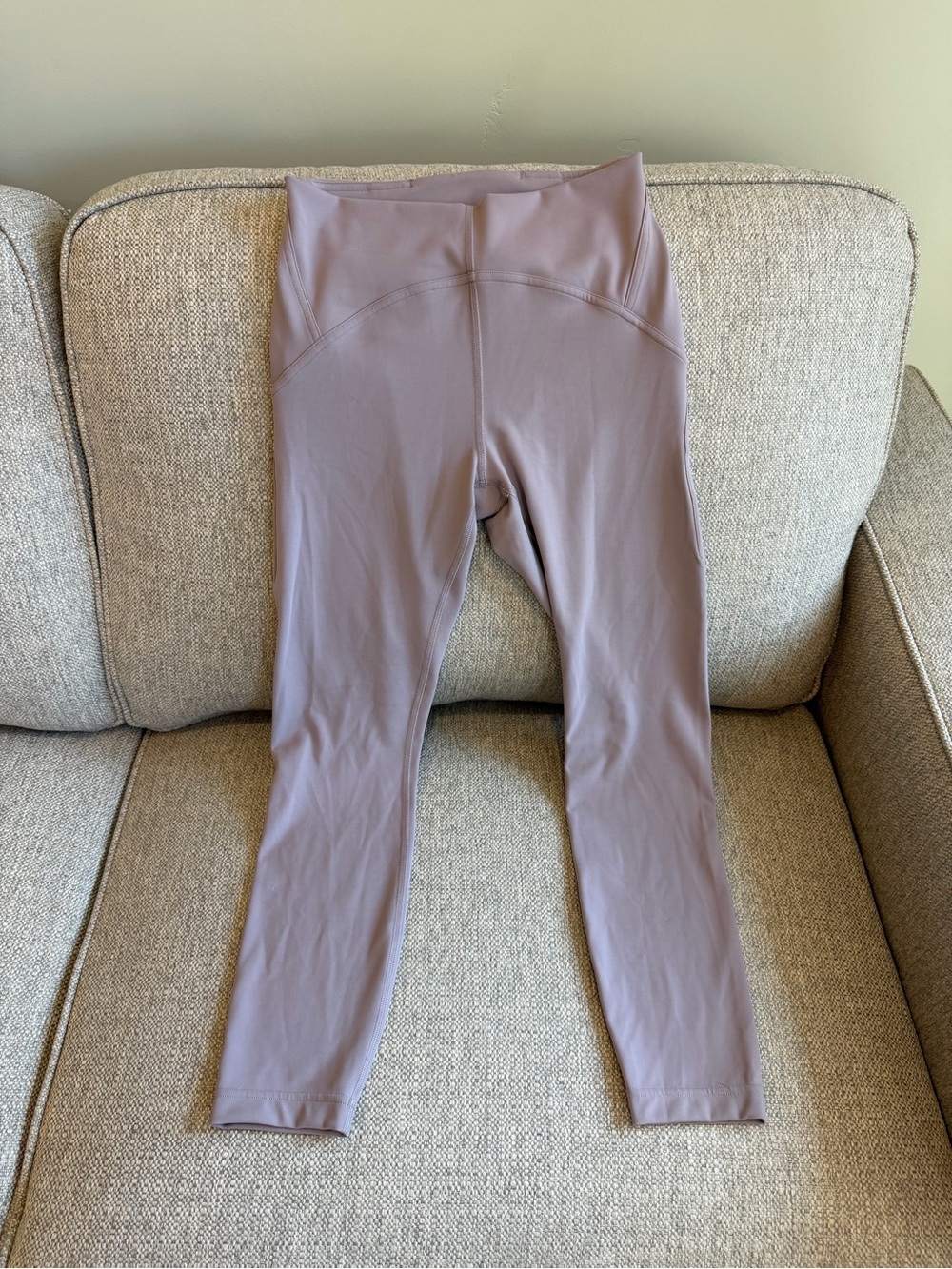 lululemon athletica 25” Mauve InStill High-Rise Leggings Size 6